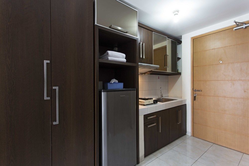 Reddoorz Apartment @ Margonda Residence Depok Dış mekan fotoğraf