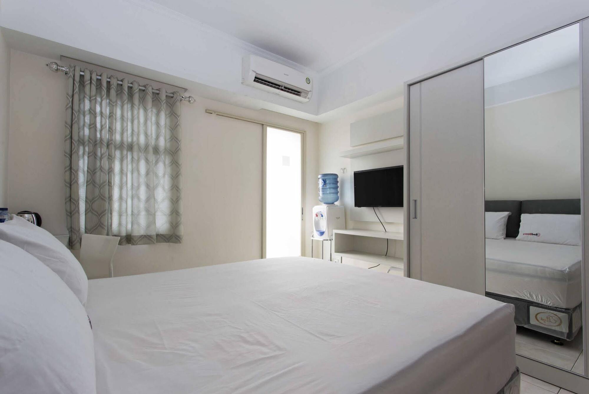 Reddoorz Apartment @ Margonda Residence Depok Dış mekan fotoğraf
